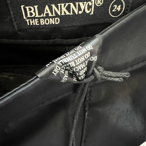 Blanknyc Women's Carbon Vegan Leather Pants in Black size 24 - Picture 6 of 13